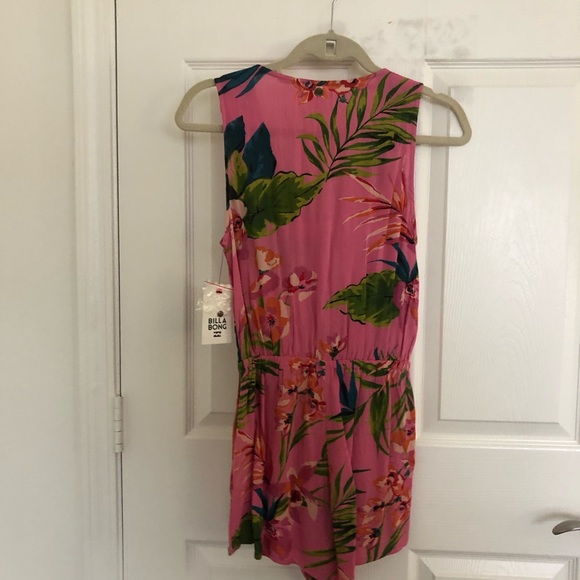 Floral romper - NEVER WORN - Picture 3 of 5